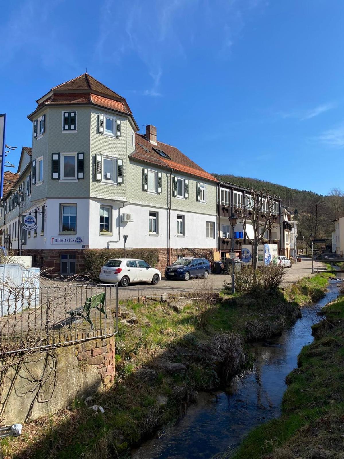 Gasthof Zur Krone Bad Konig Bagian luar foto